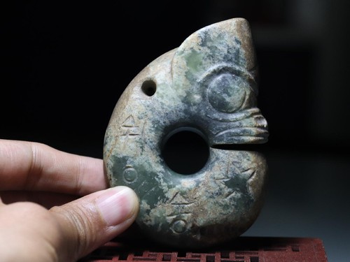 Echte antike Hongshan Kultur alter Jade Stein Yu Schwein Drache Amulett Anhänger XQ013