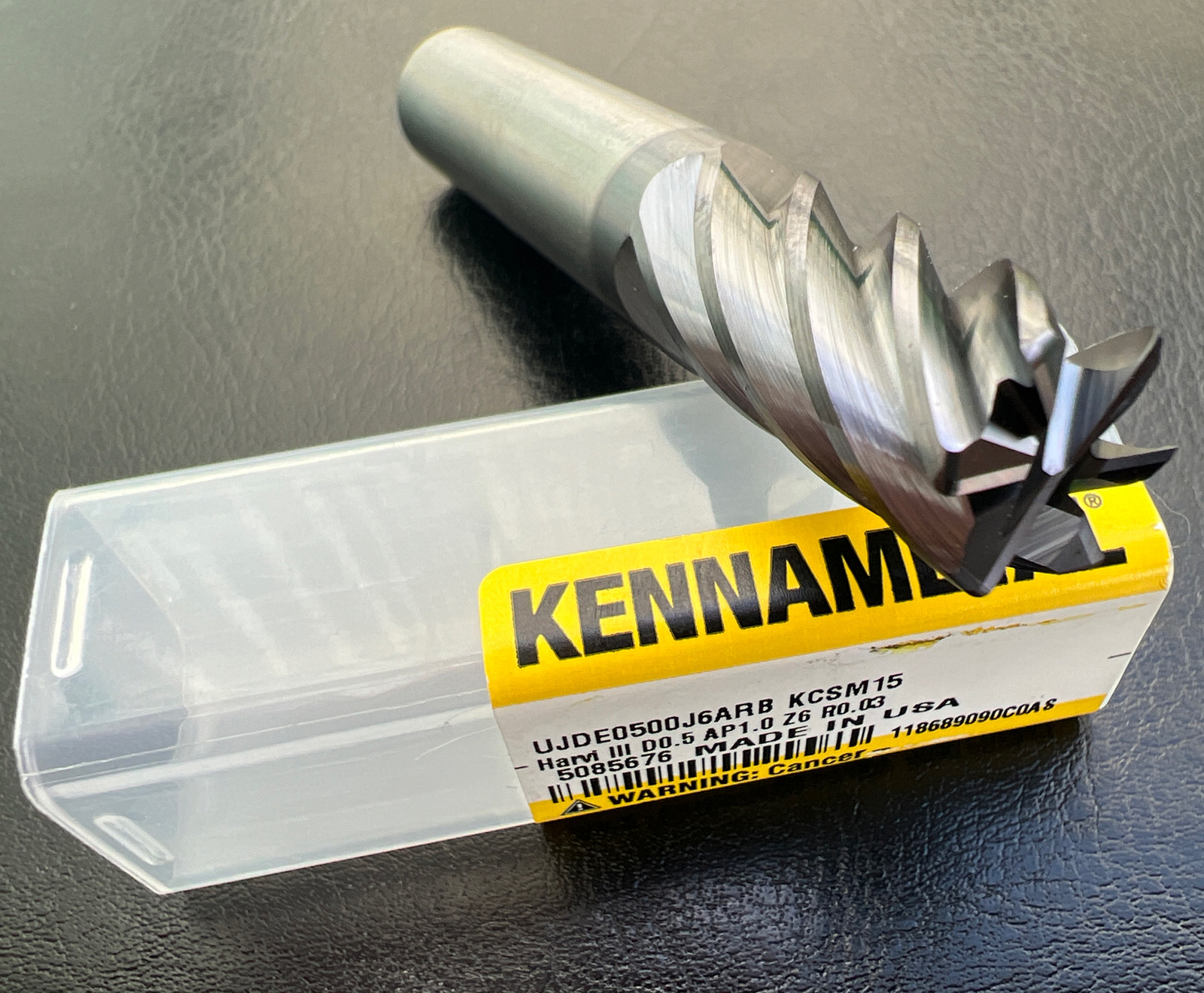 Kennametal Harvi III 5085676 6 Flute Carbide End Mill 1/2” Dia 1” Loc
