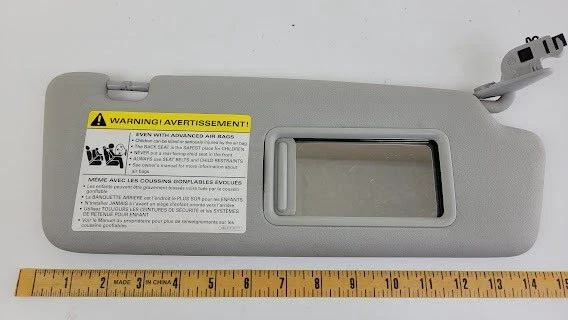 Parasol lateral para pasajero Audi A4 2004-2008 con espejo gris vinilo OEM Foto 3 de 4