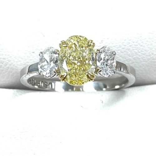 Bague de fiançailles 3 pierres 1,22 ct IGI jaune ovale diamant cultivé en laboratoire 14 carats 1,74 ctw - Photo 8 sur 19