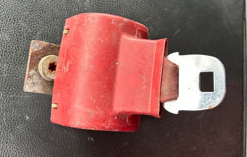 74 75 76 77 78 Cadillac Eldorado Rear Seat Belt Retractor Assembly