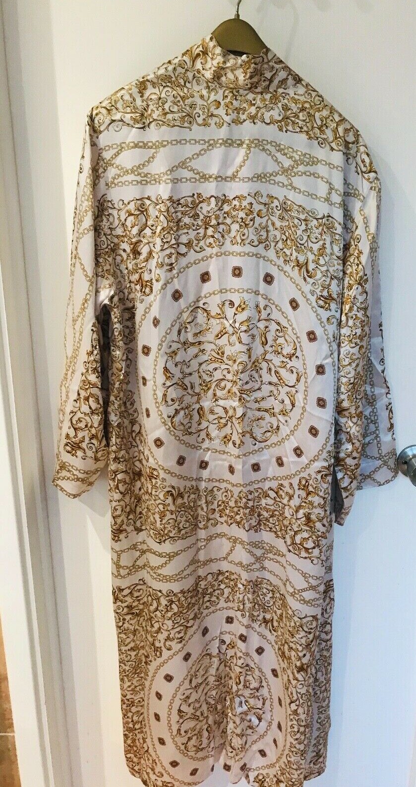 Picture 1 of 12