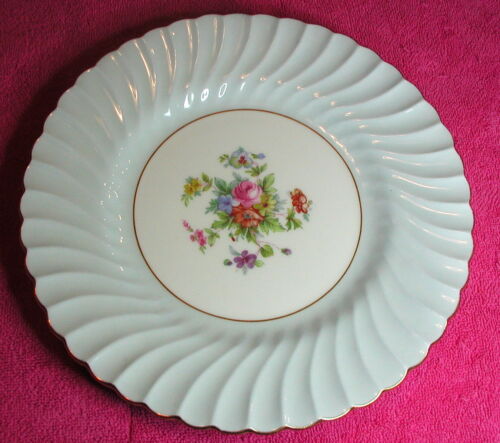 Minton (Dawn Blue Pat #S438) 9" LUNCHEON PLATE(s) Exc (12 avail) - 第 1/4 張圖片