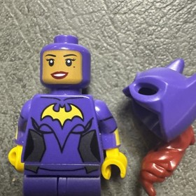 Lego DC Comics Batgirl Minifigure, Purple NO Belt Or Cape 70902