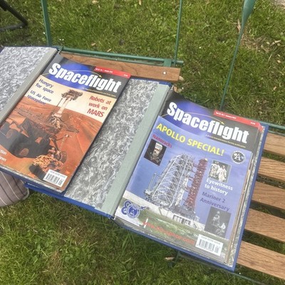 SPACEFLIGHT MAGAZINES Full years For  2010 And 2013 In Binders