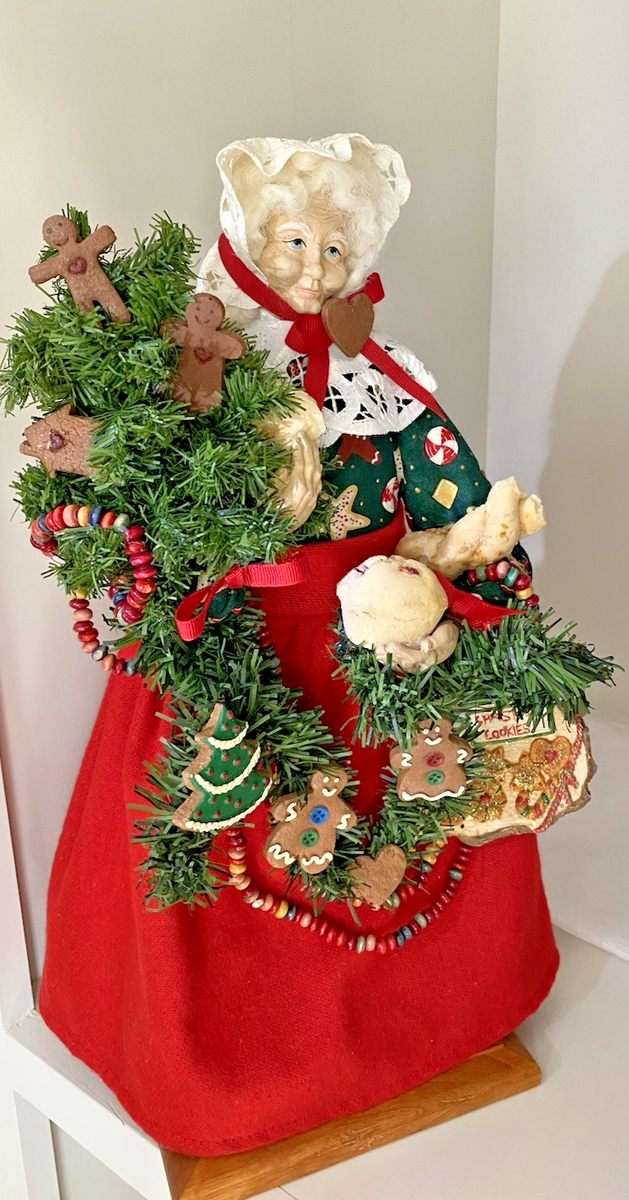 Lynn Haney Gingerbread Santa & Mrs. Claus 6198 & 6199 Signed Set