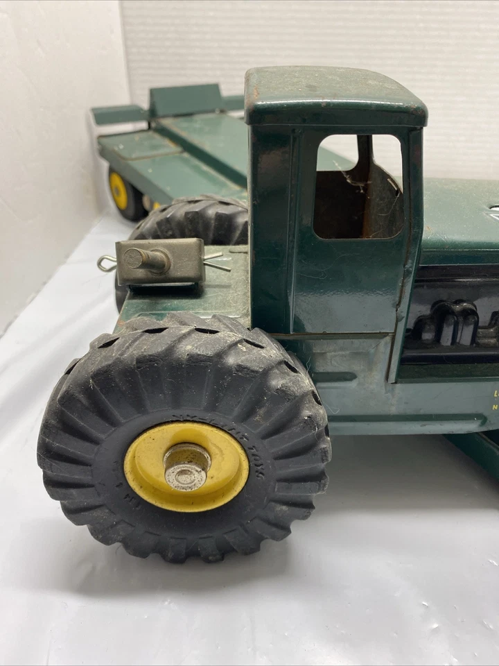 Nylint Tournahauler Construction Equipment Heavy Hauler - Pressed Steel Vintage - Image 3 of 4