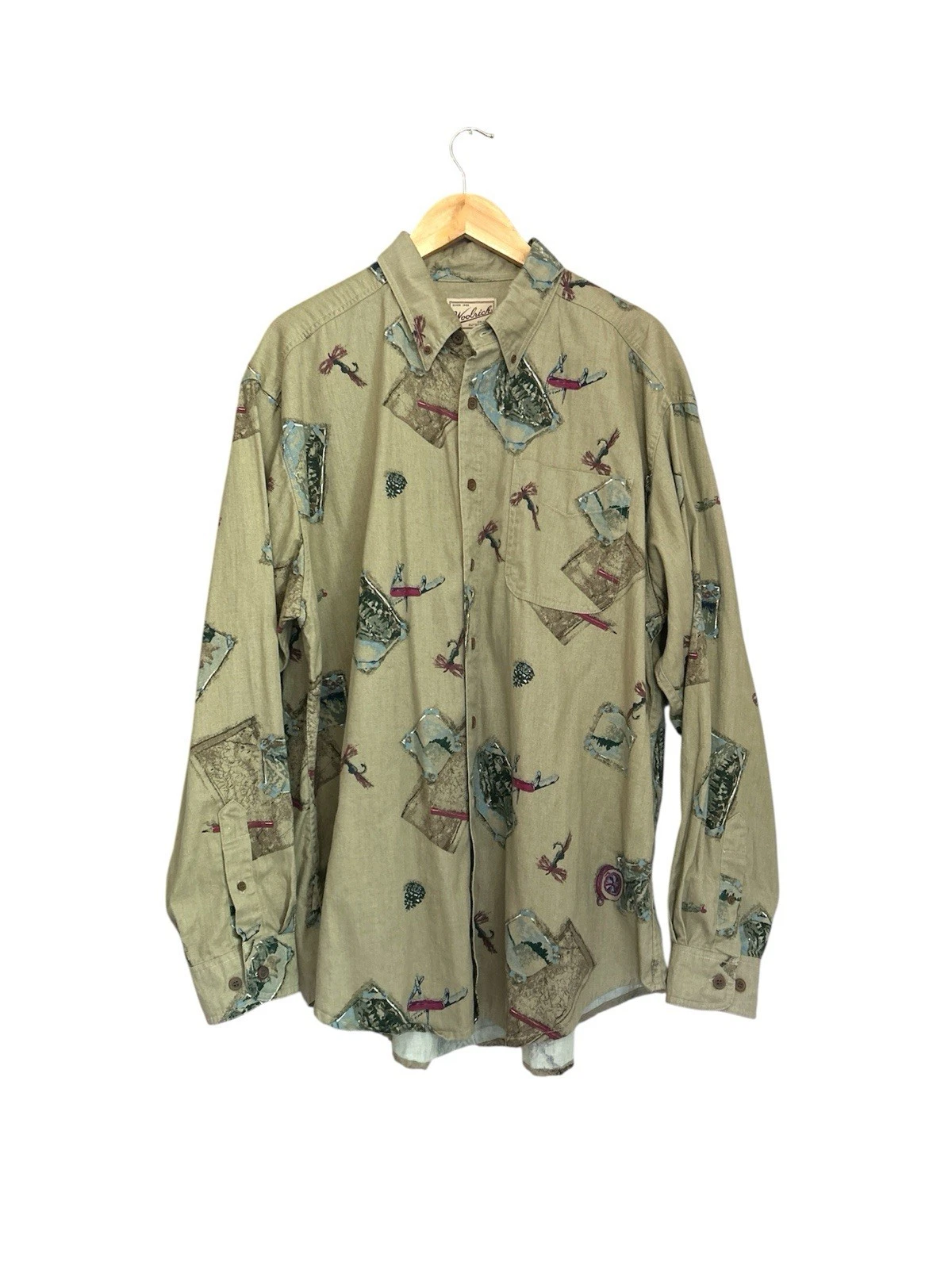 Vintage Woolrich Men’s Outdoor Button Down Novelty Khaki Shirt size XL