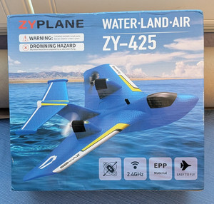 ZY 425 RC AIRPLANE RTF (NEW IN BOX)