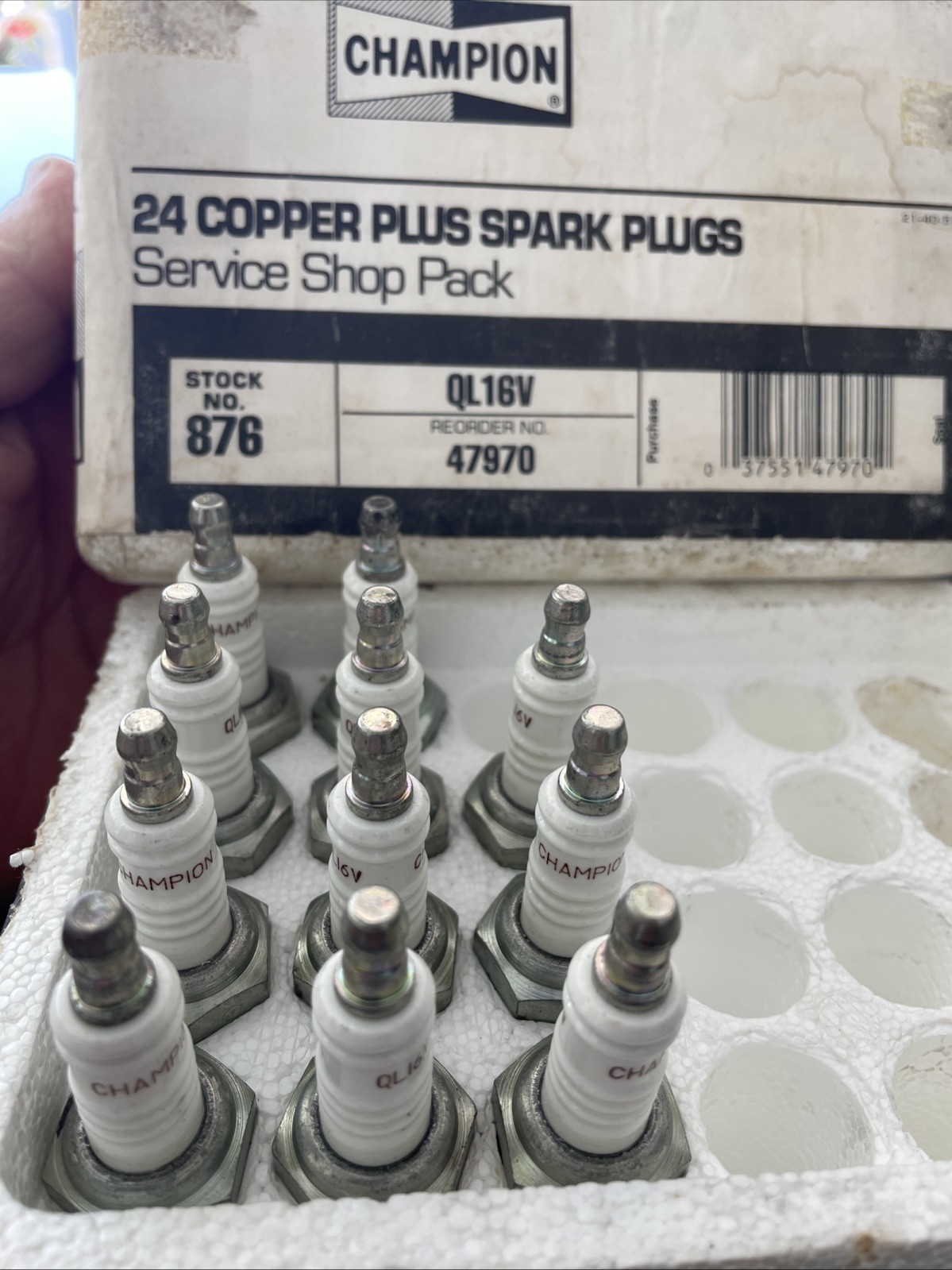 11pc Champion Copper Plus Spark Plugs for QL16V -Service Shop Pack