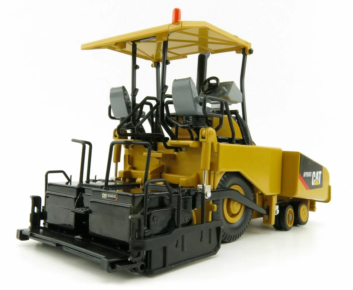 Norscot 55260 Caterpillar Cat AP600D Asphalt Paver with Canopy Scale 1:50