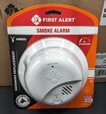 First Alert - Smoke Alarm - Wired - Quick Connect Plug - 4-Pack
