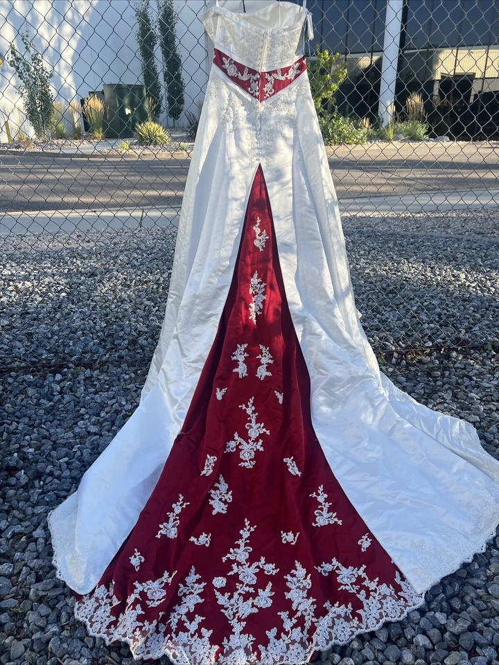 Vestido de novia Alfred Angelo talla 16 marfil-rojo. S-21 Foto 4 de 4