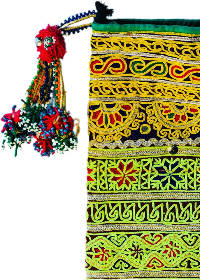 Calcetines de Navidad bordados afganos hechos a mano - decoración festiva de ... - Imagen 3 de 4