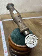 ébourroir ou couteau à border outil ancien  Cordonnier,   Réf 26/61