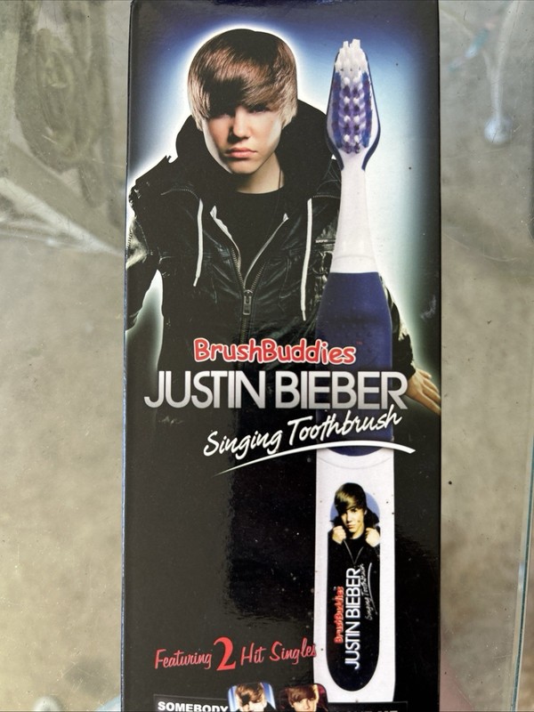 Justin Bieber Brush Buddies Singing Toothbrush PURPLE Somebody To Love/Love Me