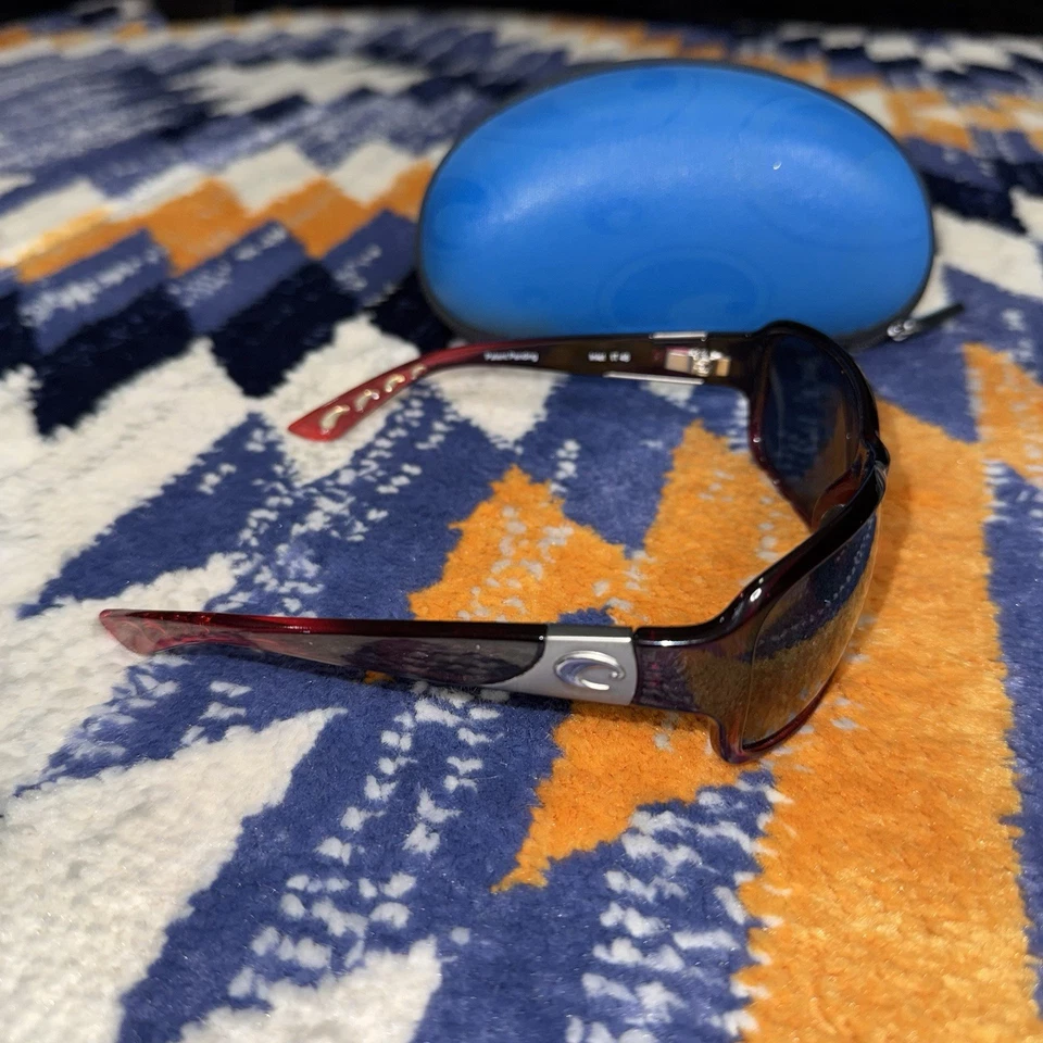 Gafas de sol Costa Del Mar Inlet IT 48 Borgoña para mujer polarizadas 580P con estuche Foto 2 de 4