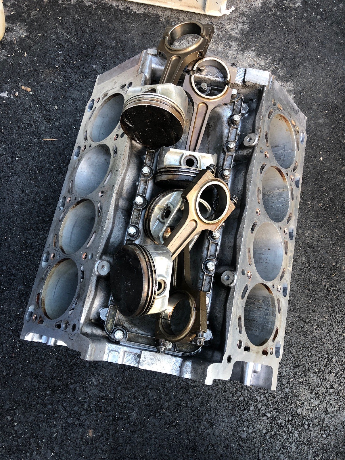 Genuine Range Rover L322 4.4 BMW M62 Engine Block 4x Pistons Coffee