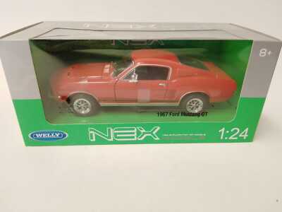 Welly NEX 1/24 Scale 22088W - 1970 Ford Mustang Boss 302 - Yellow