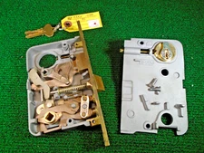 REMANUFACTURED EARLE 15000 ENTRY MORTISE LOCK w/KEY  (17560-7)