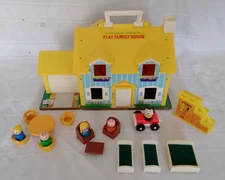Fisher Price Vintage Yellow & Blue Doll House COMPLETE 1971 -  FPB002