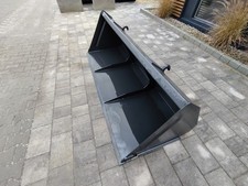 Frontladerschaufel 2,2m 0,55m3 HARDOX Klinge Euroaufnahme Schaufel Erdschaufel