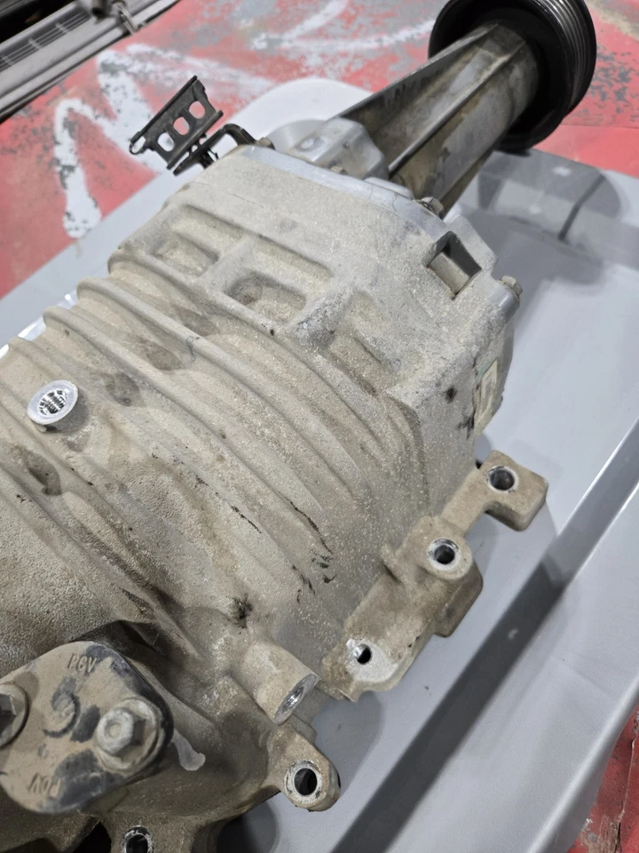 1997-2003 Buick Pontiac GM 3.8L Turbo Supercharger Blower 24504217 - Image 3 of 4