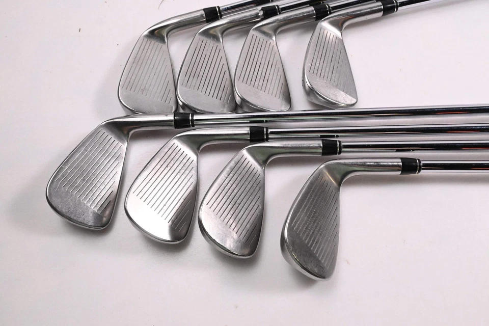 Left Hand Taylormade 320 Steel Irons / 3-PW / Regular Flex Taylormade 80 Shafts - Image 3 of 4