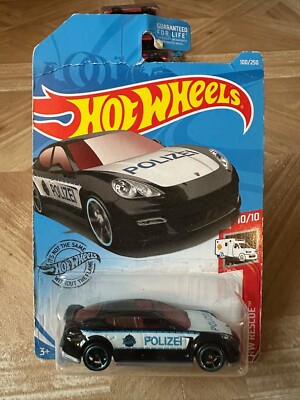 New! Sealed! 2019 Hot Wheels HW Rescue 10/10 Porsche Panamera #100