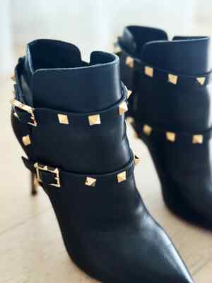 VALENTINO Rockstud Pointed Leather Booties (SIZE 36) | eBay
