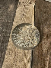 Vintage 1980s Avon 24% Lead Crystal Snowflake Paperweight by Cristal France 3.5"
