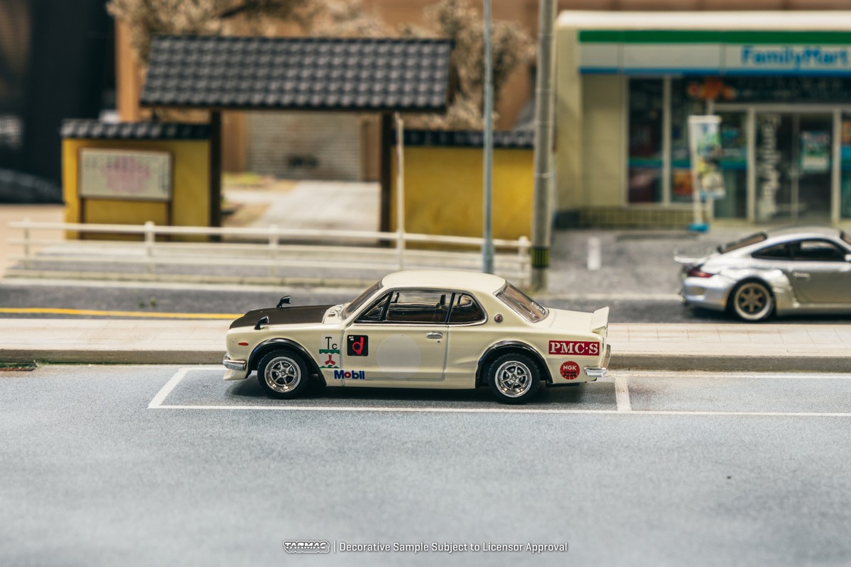 In Stock) Tarmac Works 1/64 Nissan Skyline 2000 GT-R (KPGC10