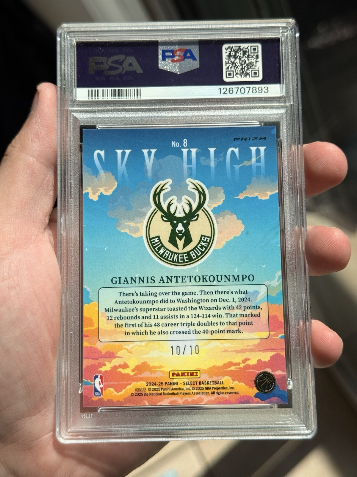 2024 Select Sky High Gold Prizm Giannis Antetokounmpo #8 PSA 9 view 2