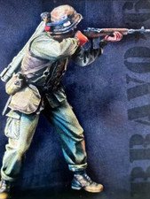1/35 Modern Soldier Aiming Rifle Resin Figure – Combat Diorama Model Kit