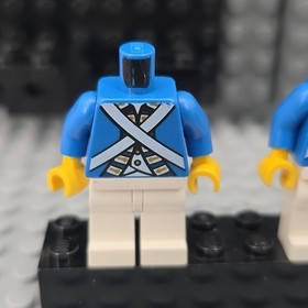2x Lego Bluecoat Soldier 40158 Imperial Soldiers Pirates III Minifigure No HEADS