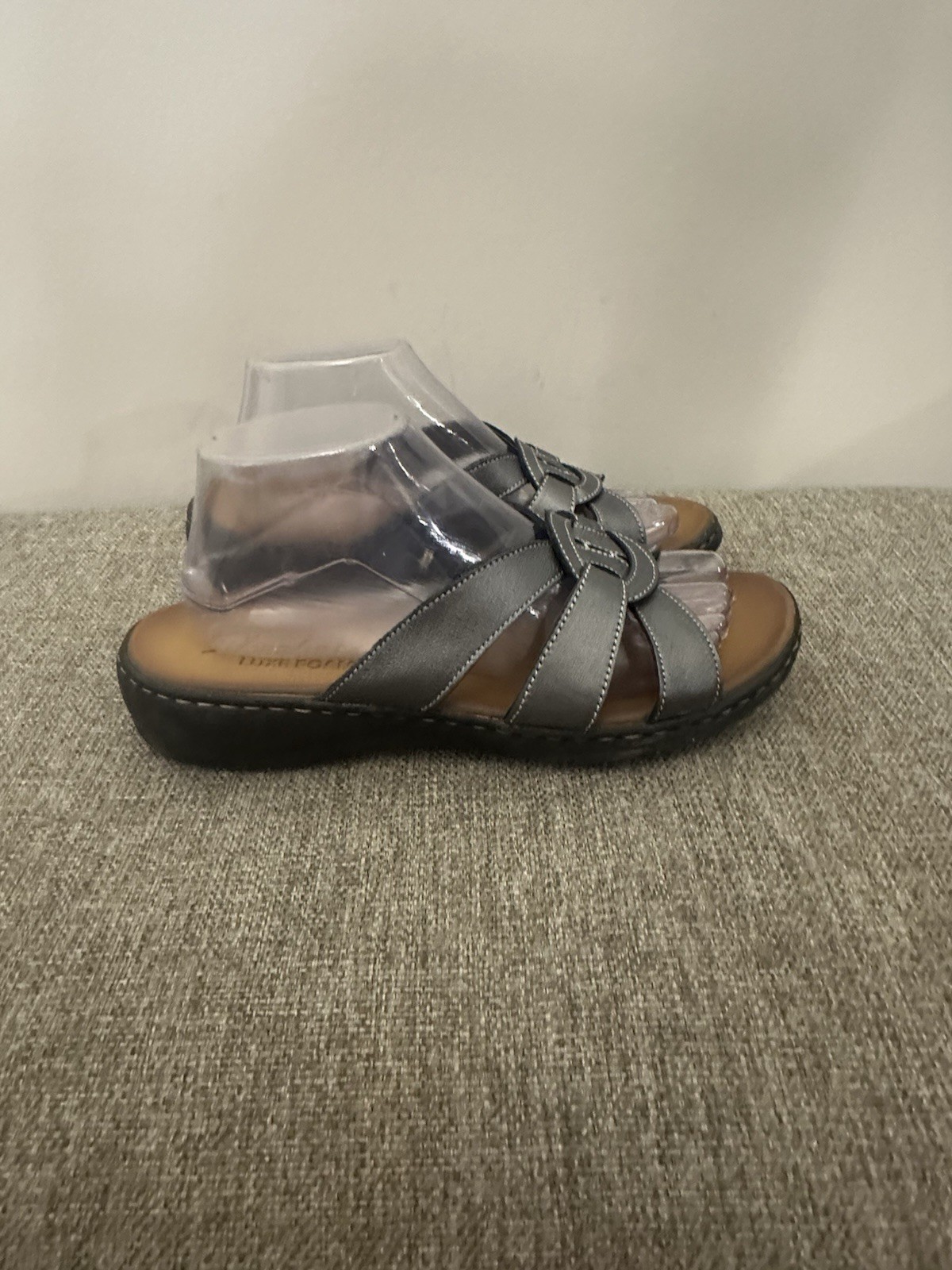 Skechers Women’s Sliver Slip On Sandals Size 9