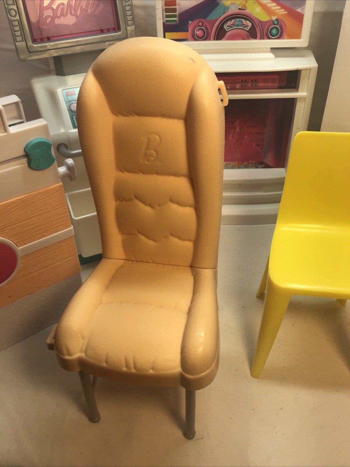 Barbie Mixed Lot of Furniture Parts House, Car, Replacement Items Lot Of 7