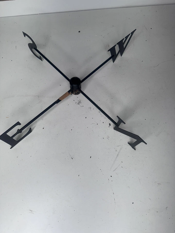 "Veleta rústica de acero direccional para para pararrayos de 3/4"" BLHN" de colección Foto 3 de 4