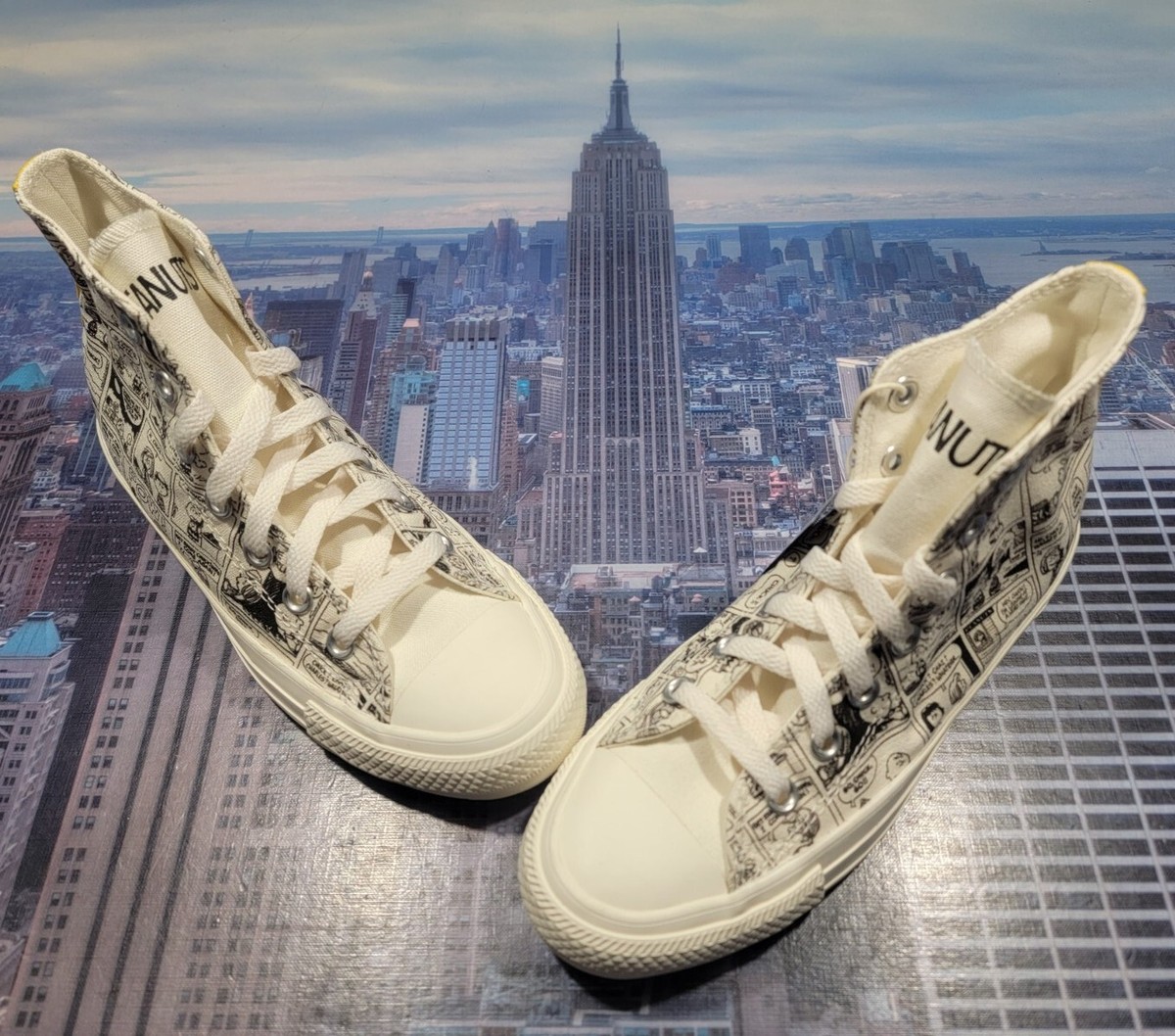 Converse By You Peanuts x Chuck Taylor All Star Comic Strip Size 4