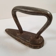 Vintage Cast Iron Sad Iron for Sleeves Collars Teardrop Point Design 6.5" x 3.5"