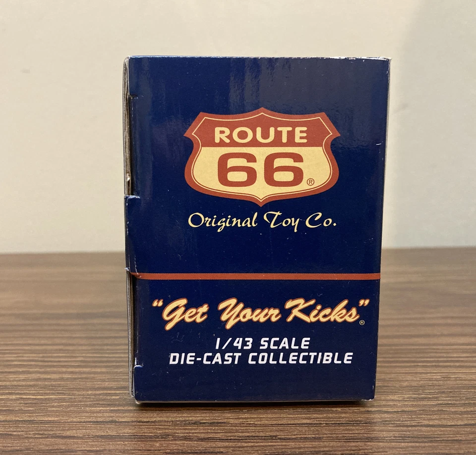 Route 66 “Get Your Kicks” Klausen Shoes 1/43 Die Cast 1948 Diamond T Tractor - Image 2 of 4