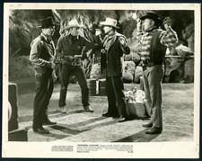 Thundering Caravans ALLAN ROCKY LANE WILLIAM HENRY RICHARD CRANE BOYD RED MORGAN