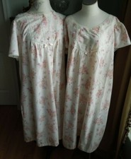 VINTAGE SOFT COMFY PINK w/LACE BARBIZON WOMEN'S NIGHTGOWN ROBE PEIGNOIR SET M/L