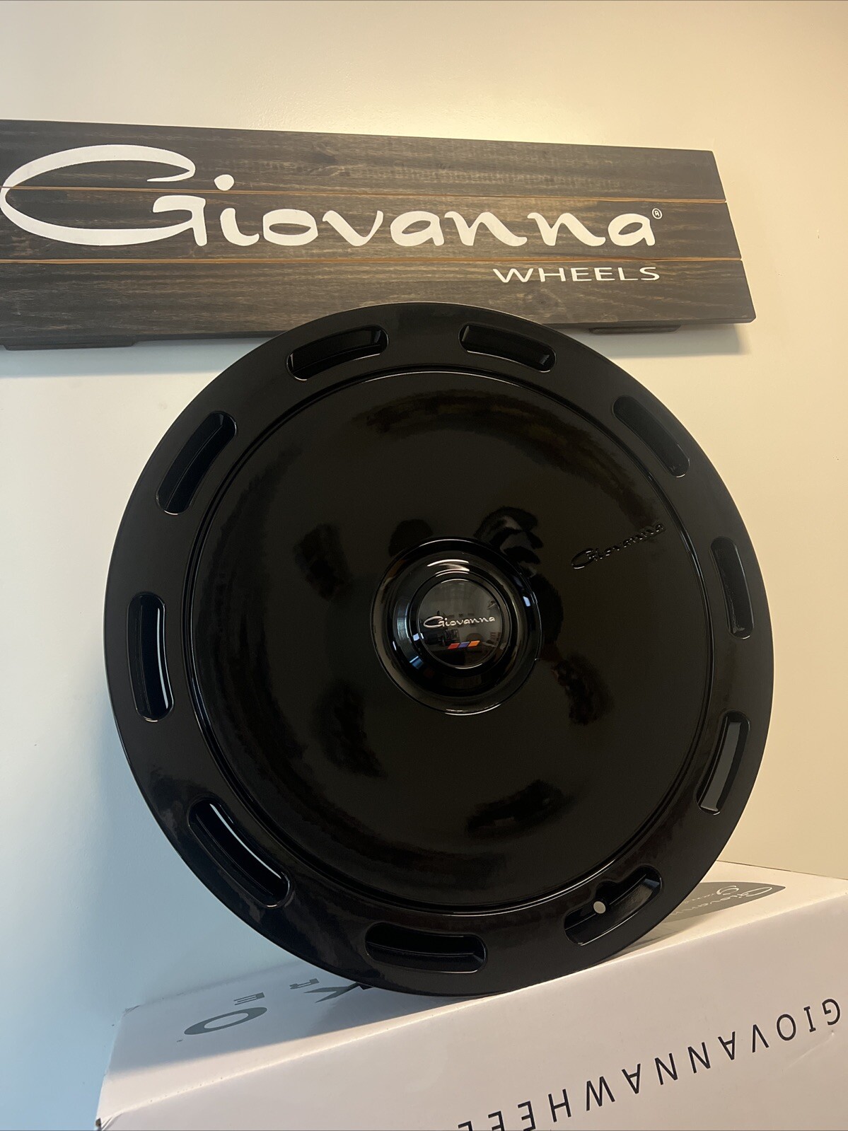 24" STAGGERED GIOVANNA AMUR GLOSS BLACK (5X112) ROLLS ROYCE CULLINAN BENZ S580