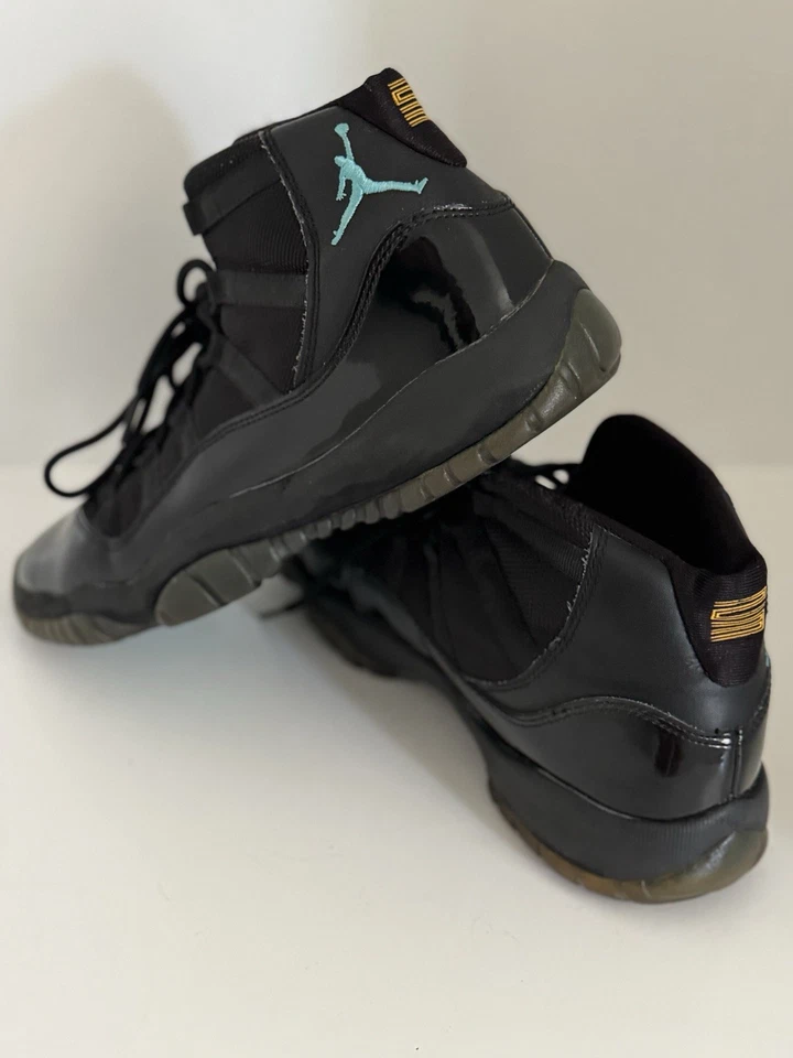 Zapatillas Air Jordan 11 Retro GS 'Gamma Blue' Talla 4.5Y Usadas 378038-006 Foto 2 de 4