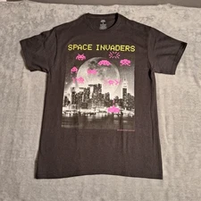 Space Invaders Digital Invader Classic Retro Gaming T-Shirt Black Medium Black 