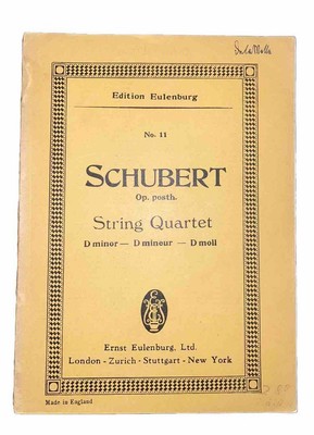 Noten.  Schubert String Quartet  D Minor Op. Posth. Taschenpartitur