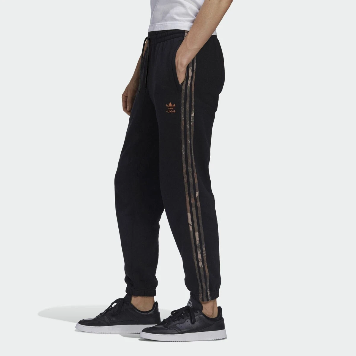 Adidas originals camo sweatpants cheap