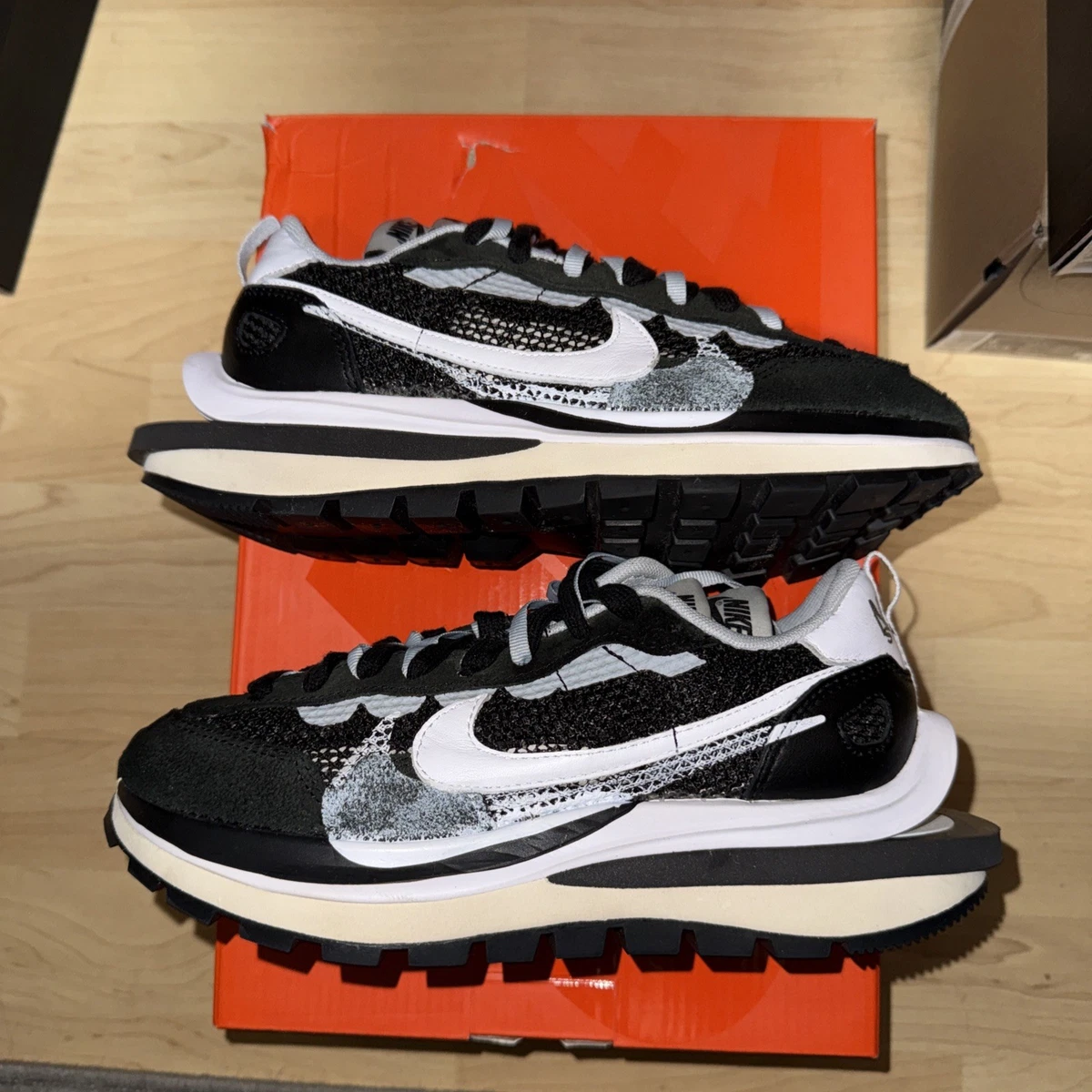 Nike sacai x VaporWaffle Black White for Sale | Authenticity
