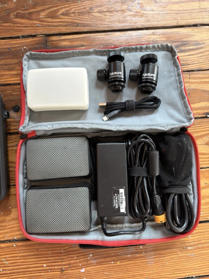 Aputure MC-4 Light Travel Kit - Black - Image 4 of 4